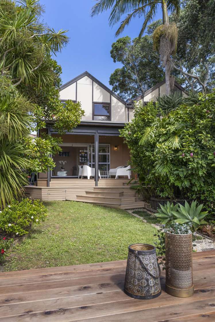 1/7a Seaside Avenue Waterview_12