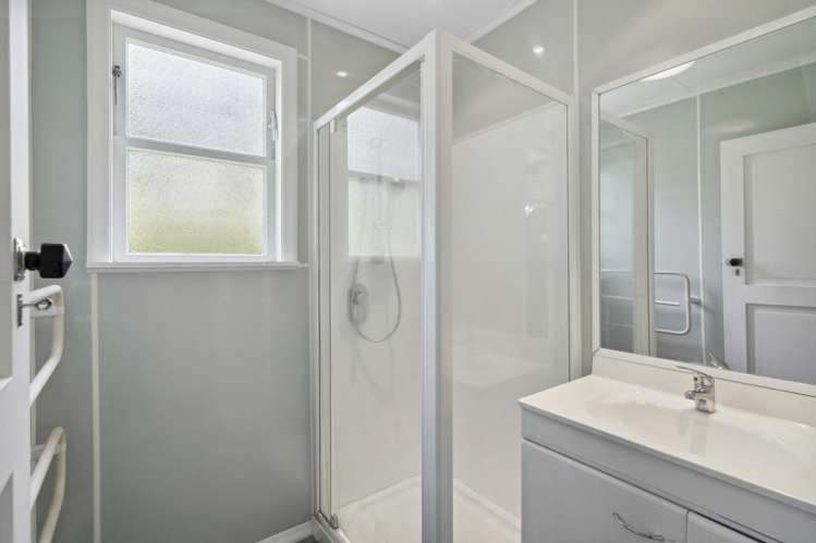 50 Sunshine Avenue Karori_10