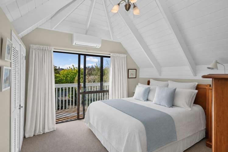 24C Charles Dickens Drive Mellons Bay_19
