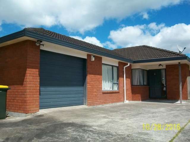 1/10 Netherlands Avenue Kelston_1