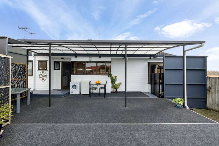 43 Lansdowne Crescent Glenview_25