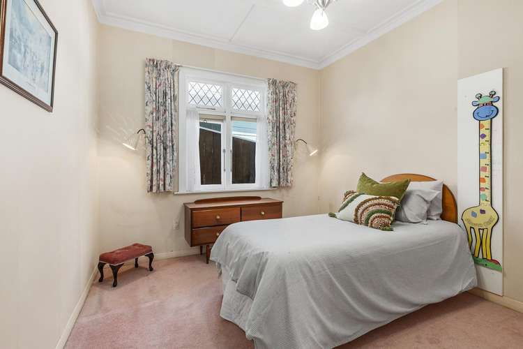 23 Endeavour Street Lyall Bay_5