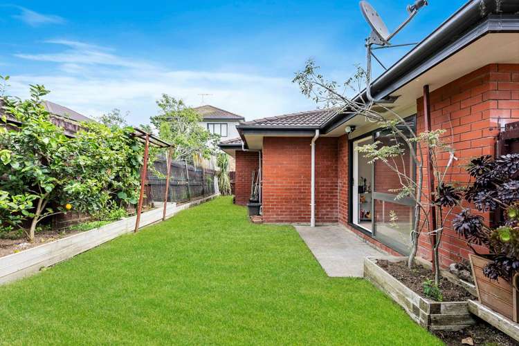 8 Sai Street Flat Bush_20