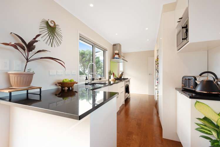 6 Orchy Crescent Southgate_8