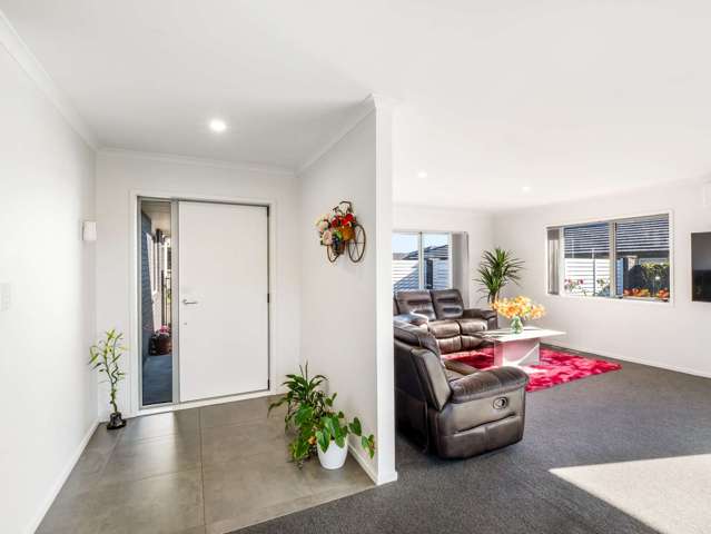 9 Magnolia Crescent Tawhero_4