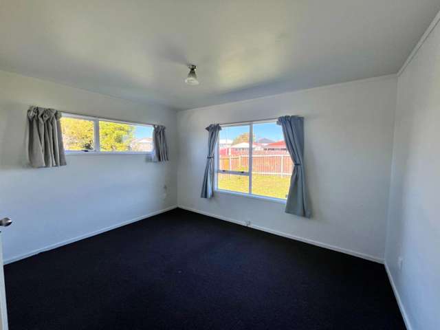 25 Belinda Avenue Flat Bush_2