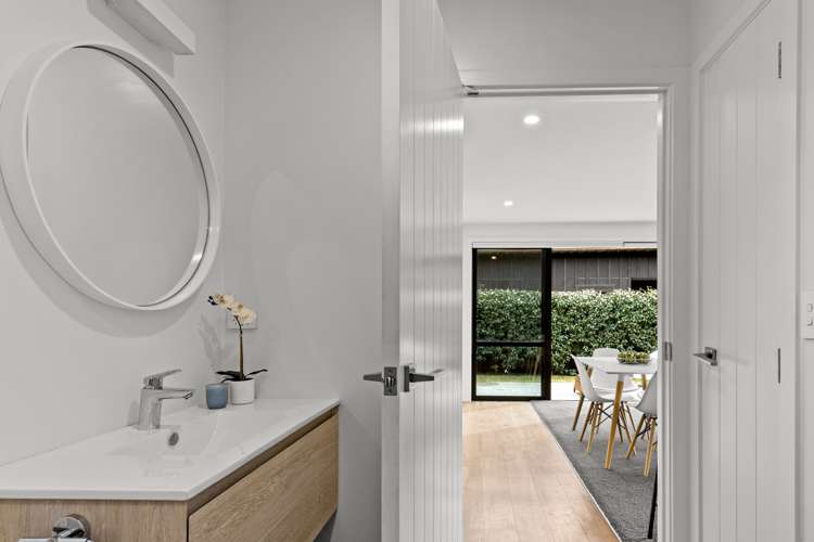 4 Sandford Terrace Lower Shotover_17