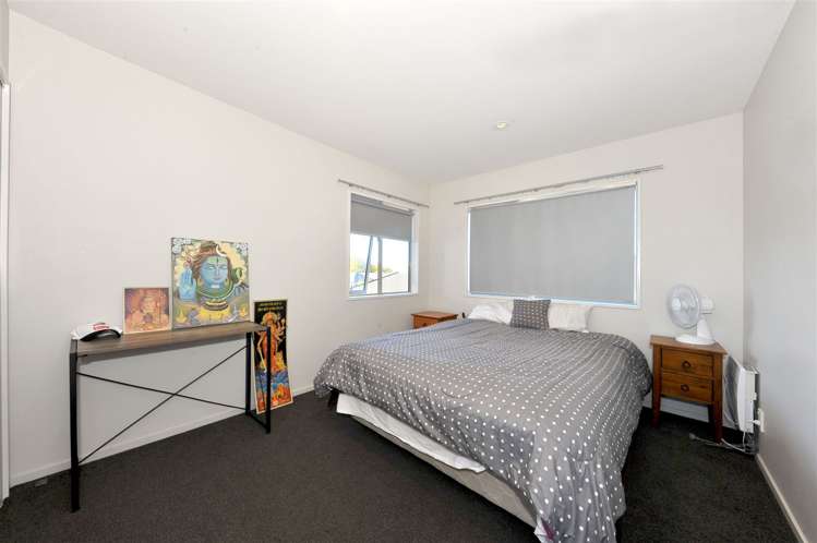 2/49 Maxwell Street Riccarton_6