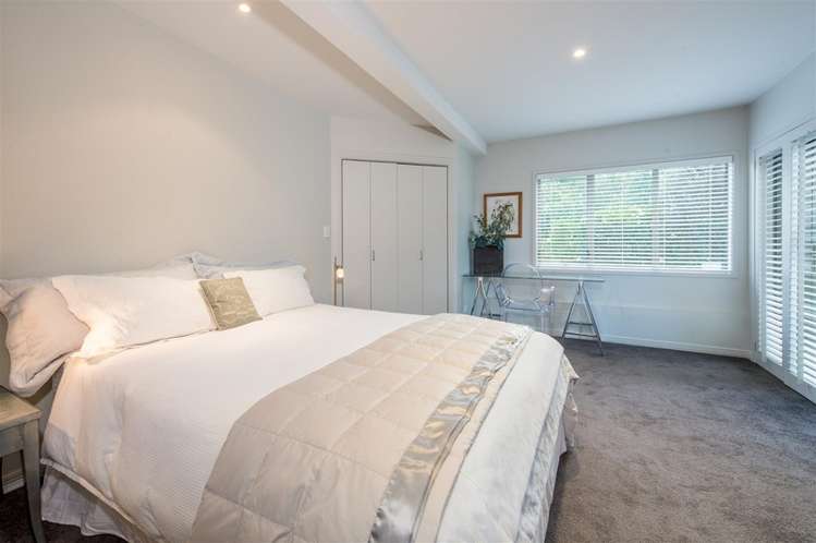 169 Beach Road Castor Bay_13