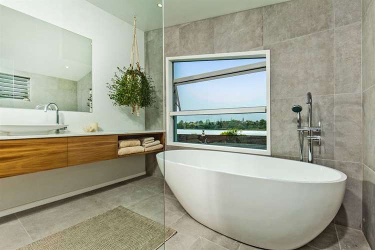 357 Royal Road Massey_35