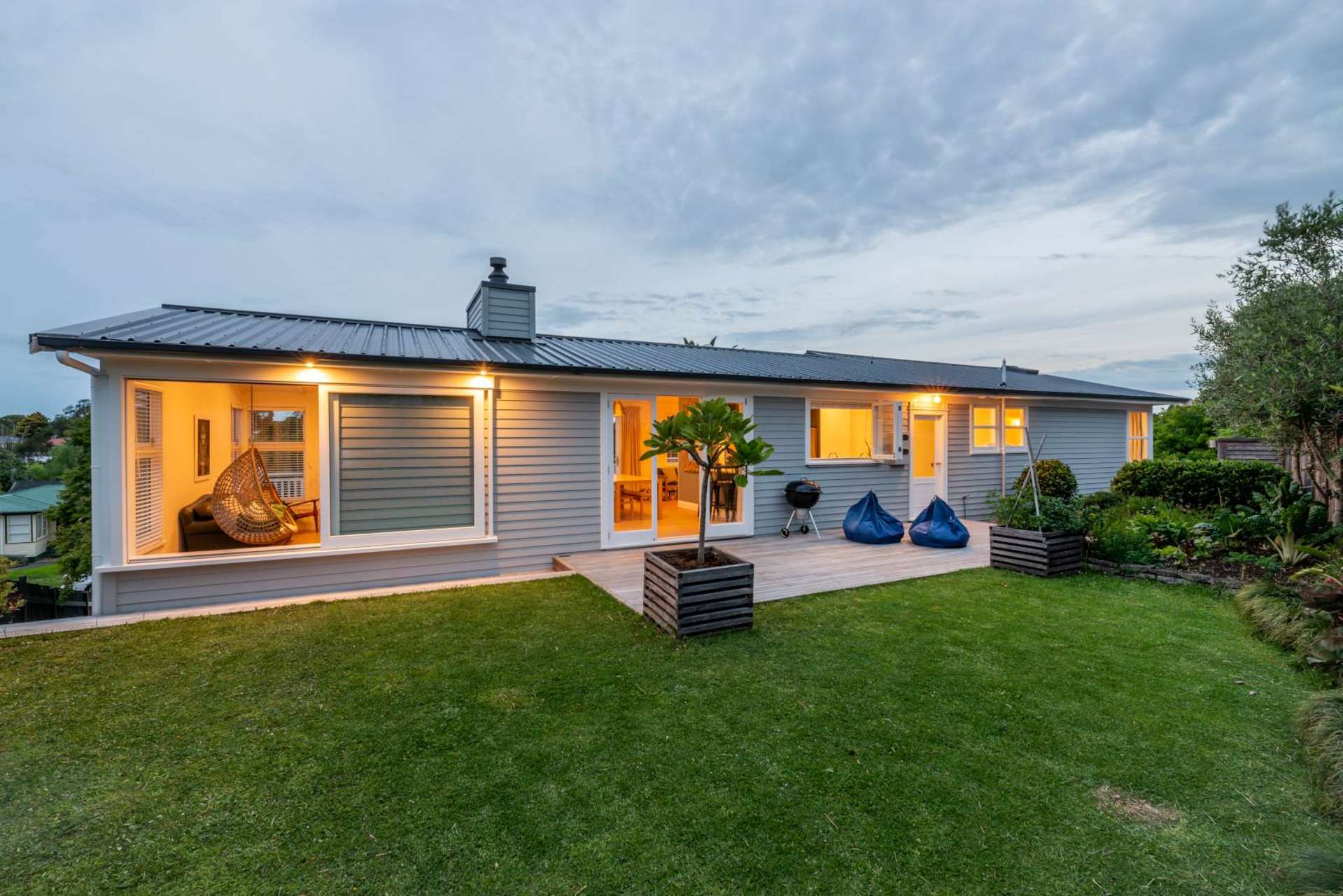 12 Bayside Avenue Te Atatu Peninsula_0