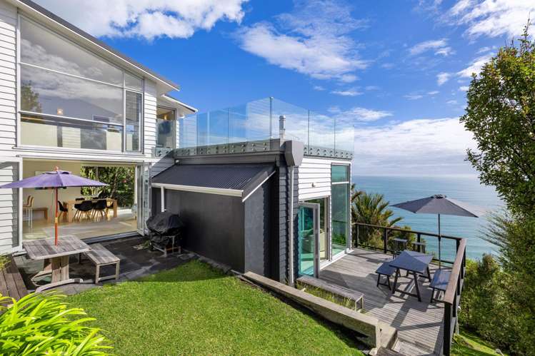 10 Earles Place Raglan_7