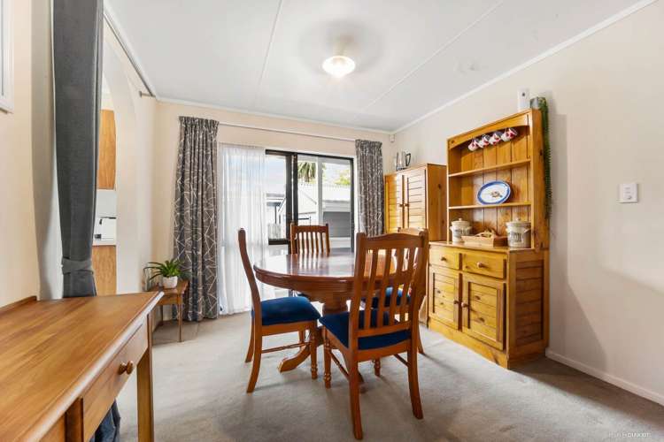 1/33 Newington Road Henderson_7