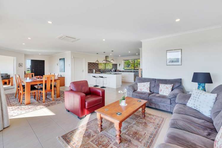 87 Tuparekura Road South Head_12