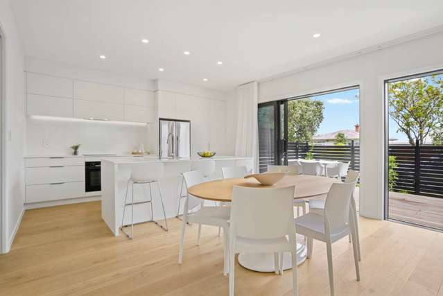 11 Winsomere Crescent Westmere_3