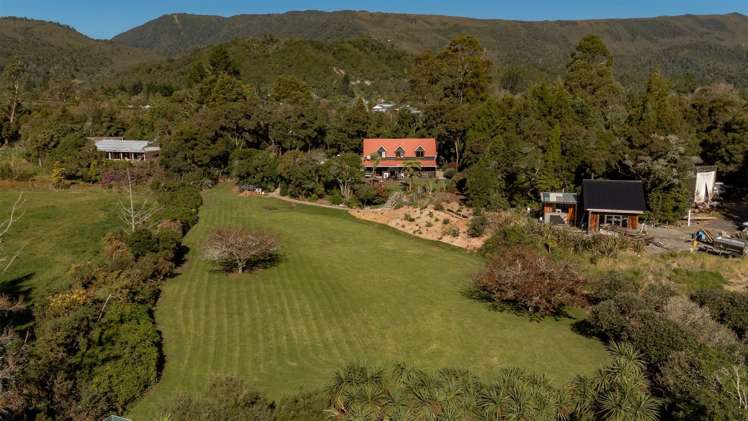 4 Swansea Street Waimangaroa_34