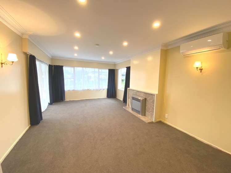 87 Royal View Road Te Atatu South_2