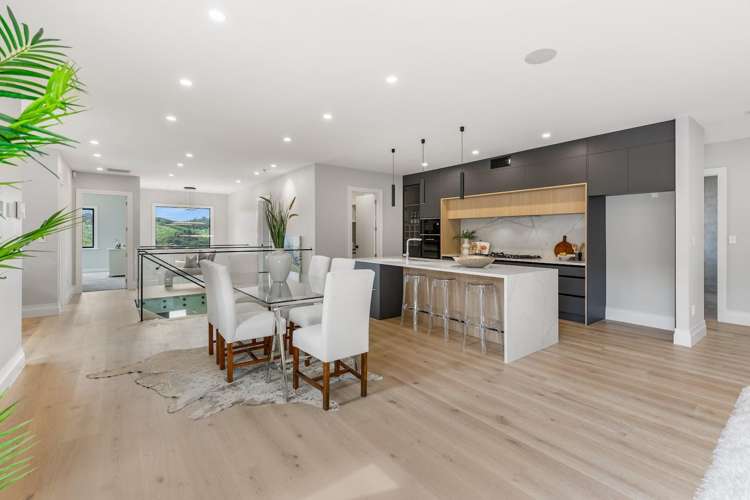 7 Halcyon Bay Lane Orewa_19