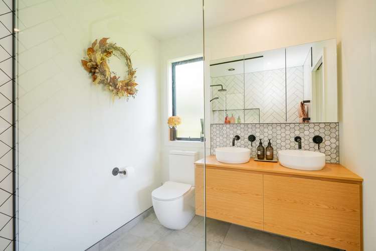 10 Kennedy Way New River Ferry_19