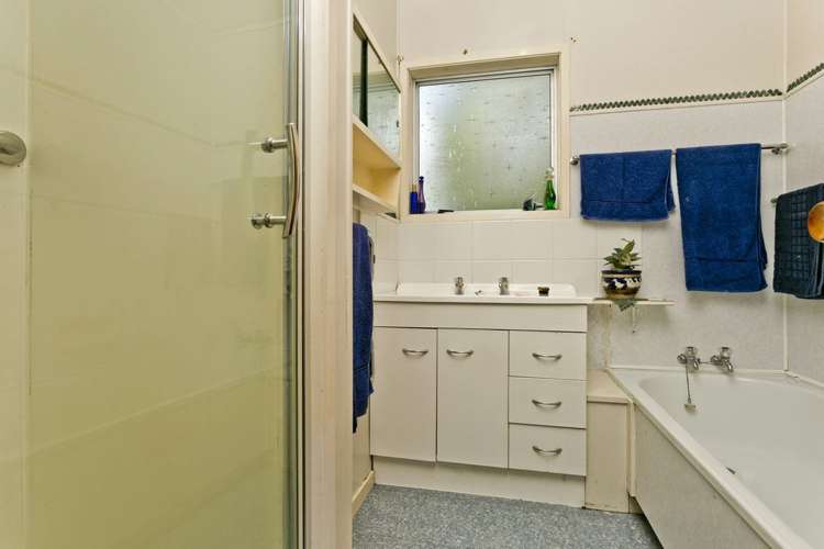 38 Castleton Street Birkdale_12