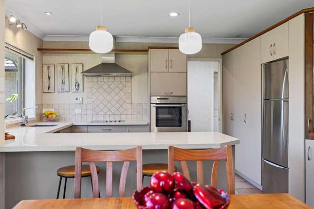 2 Aranui Drive Papamoa Beach_1