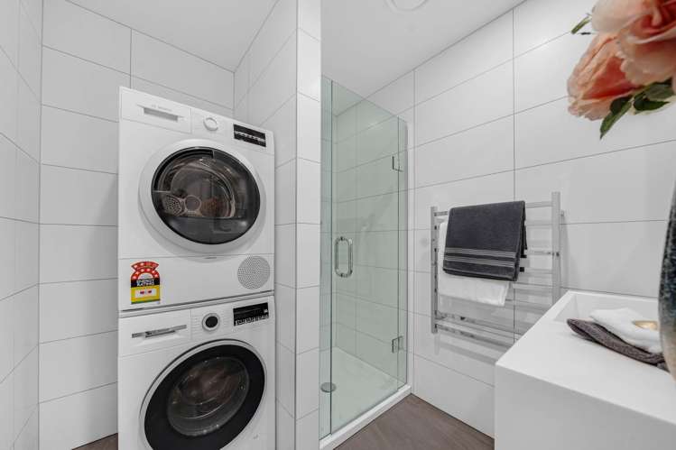 502/12 Barrack Road Mt Wellington_14