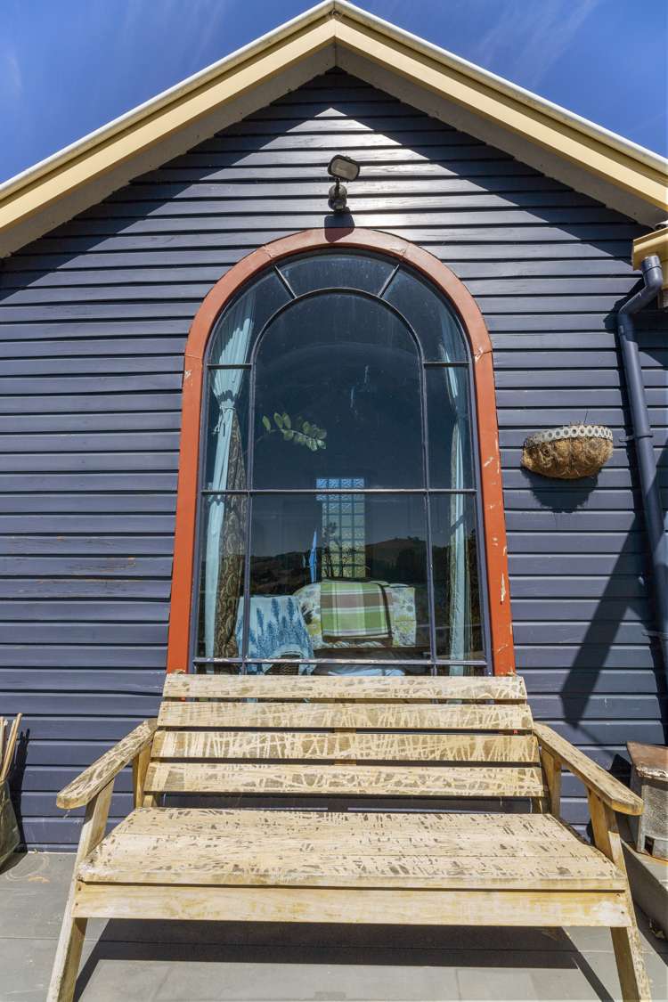 33 Slant Street Careys Bay_11