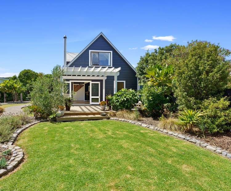 16 Ngapaki Street Waikanae Beach_29