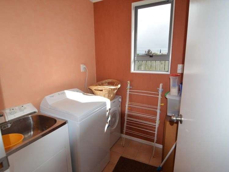 44 William Wong Place Carterton_9