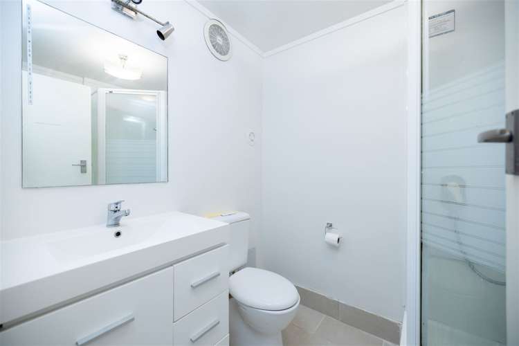 2e/94 Dominion Road Mount Eden_9