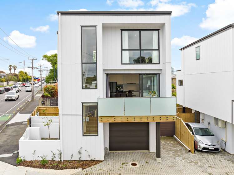 1/258 Lake Road Hauraki_21