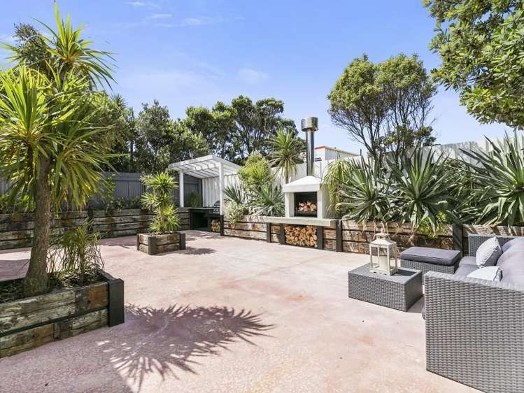 68a Lyall Parade Lyall Bay_0