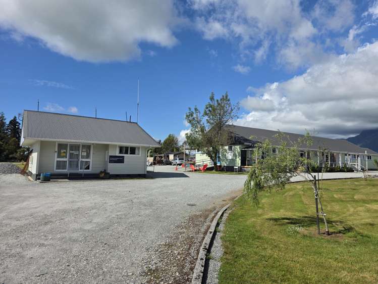 44 Main Road Whataroa_1