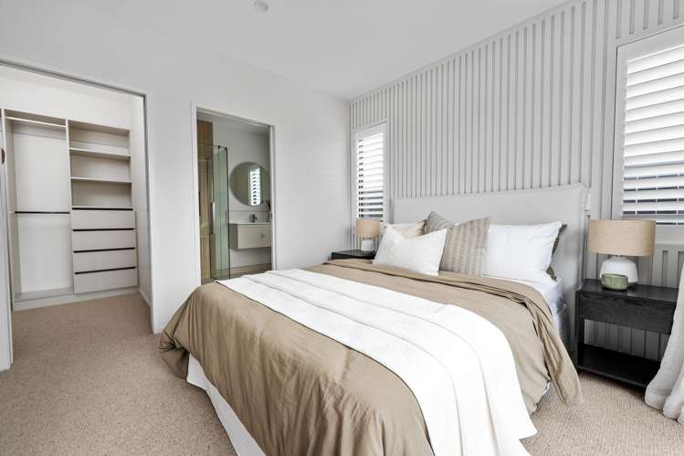 17 Horseshoe Terrace Baverstock_9
