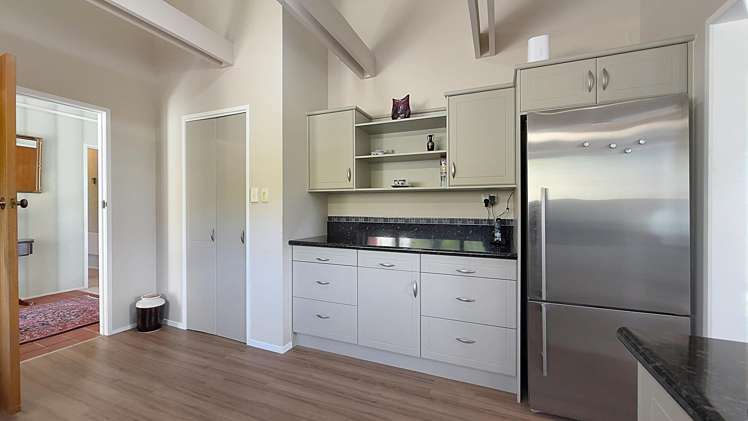 222 Reservoir Road Thames_5