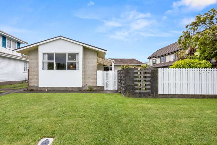 61 Orr Crescent Lower Hutt_17
