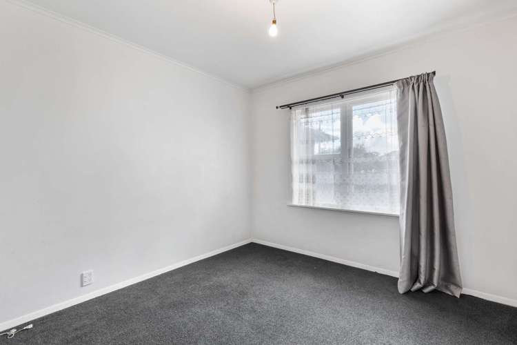 8 Rollerson Street Papakura_7