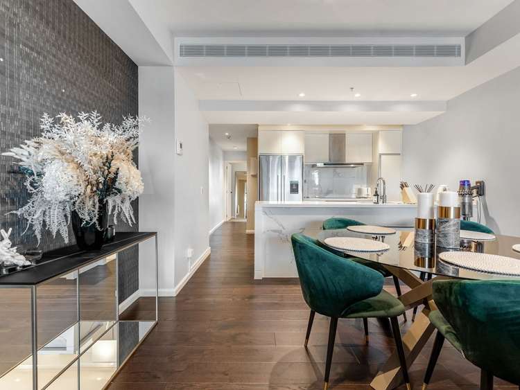 612/45-47 Beach Road 10015_1