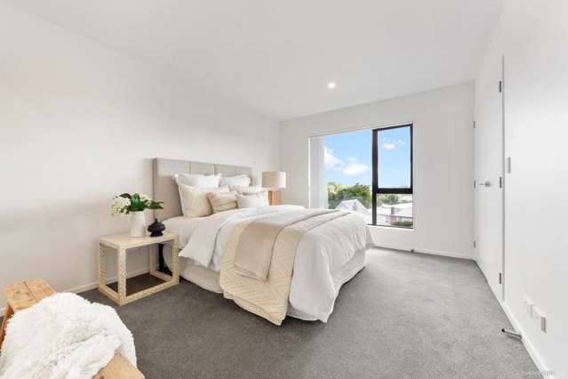 7 Ara Mara Hua Henderson_4