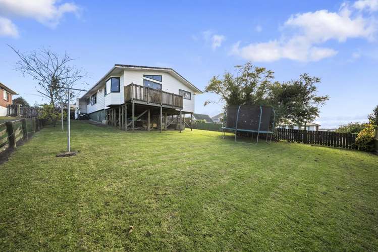 27 and 29 Orams Road_4