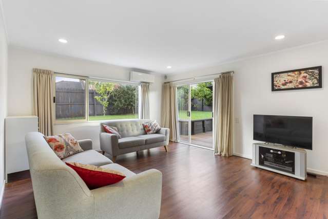 2/201 Abbotts Way Remuera_4