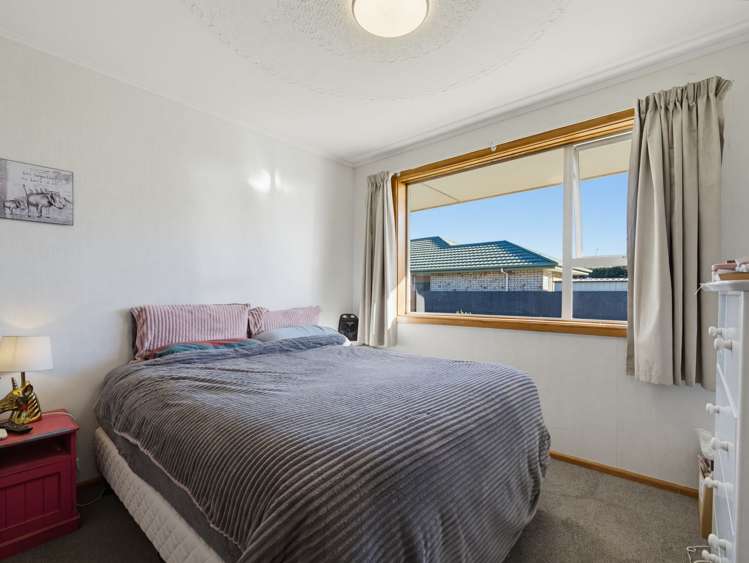 2/267 Tancred Street Ashburton_15