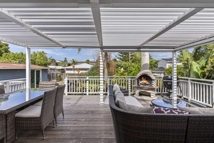 35 Chippendale Crescent Birkdale_10