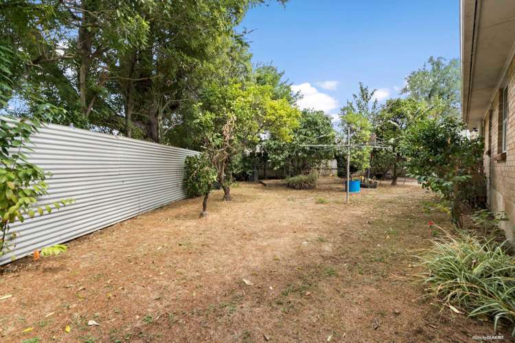 15 Sutton Crescent Papatoetoe_15