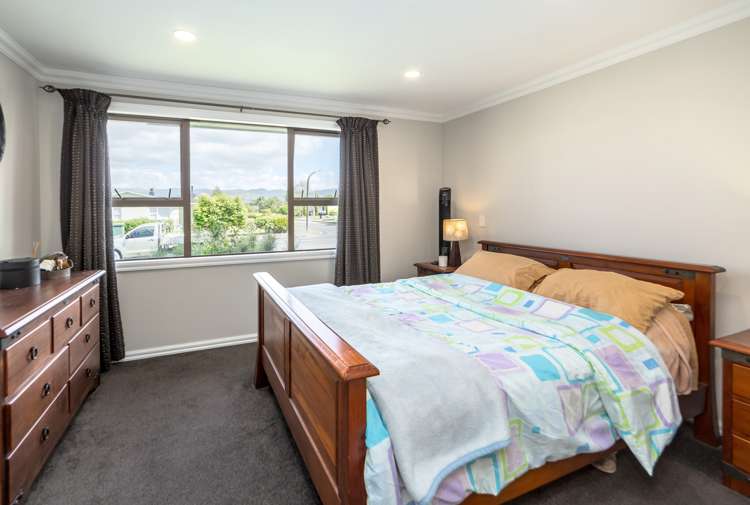 7 Fairbrother Street Carterton_13