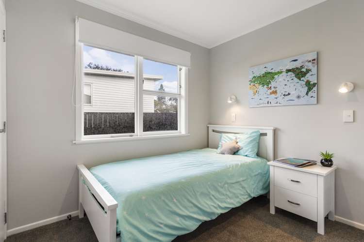 4 Lancaster Road Beach Haven_17