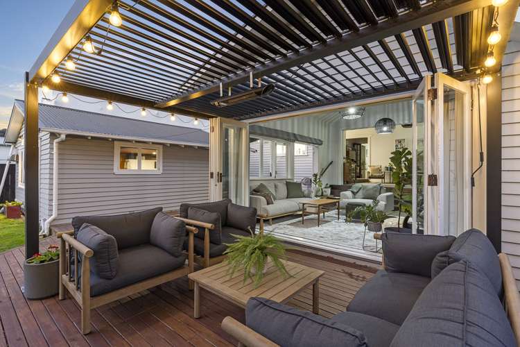 52 Woodward Road Mount Albert_17