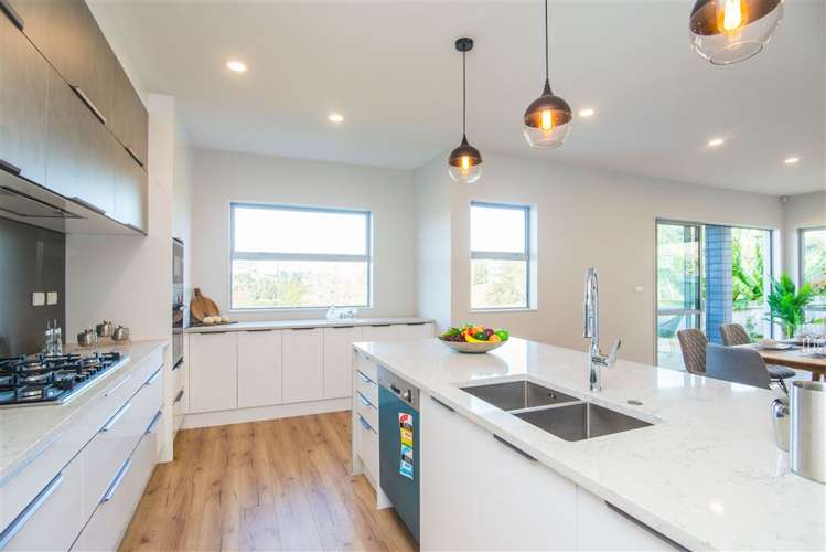 14 Irongate Avenue Ranui_26