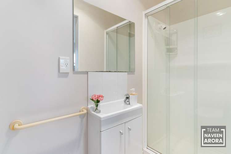 15b Youngs Road Papakura_5