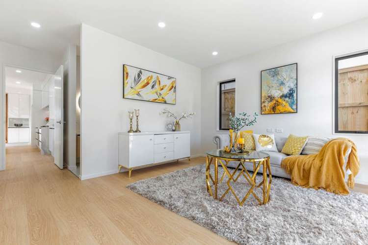 13 Alluvial Street Flat Bush_11